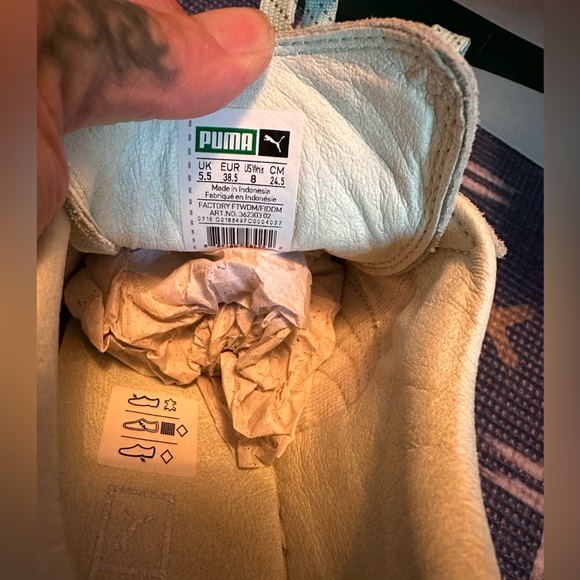 Puma Suede Classic Monochrome Reflective 7.5womens - Picture 5 of 16